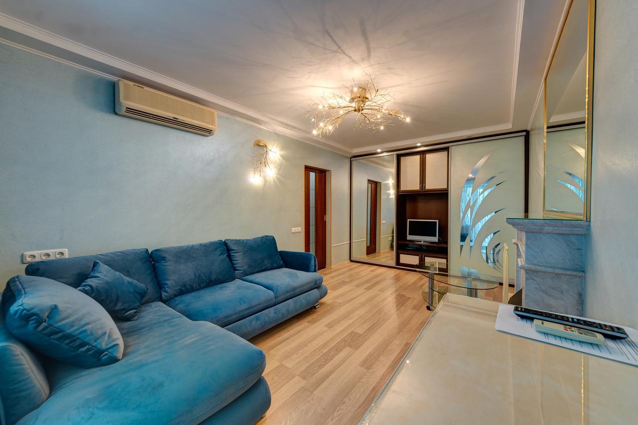 Apartamenty Na Dragomirova 10A Киев Экстерьер фото