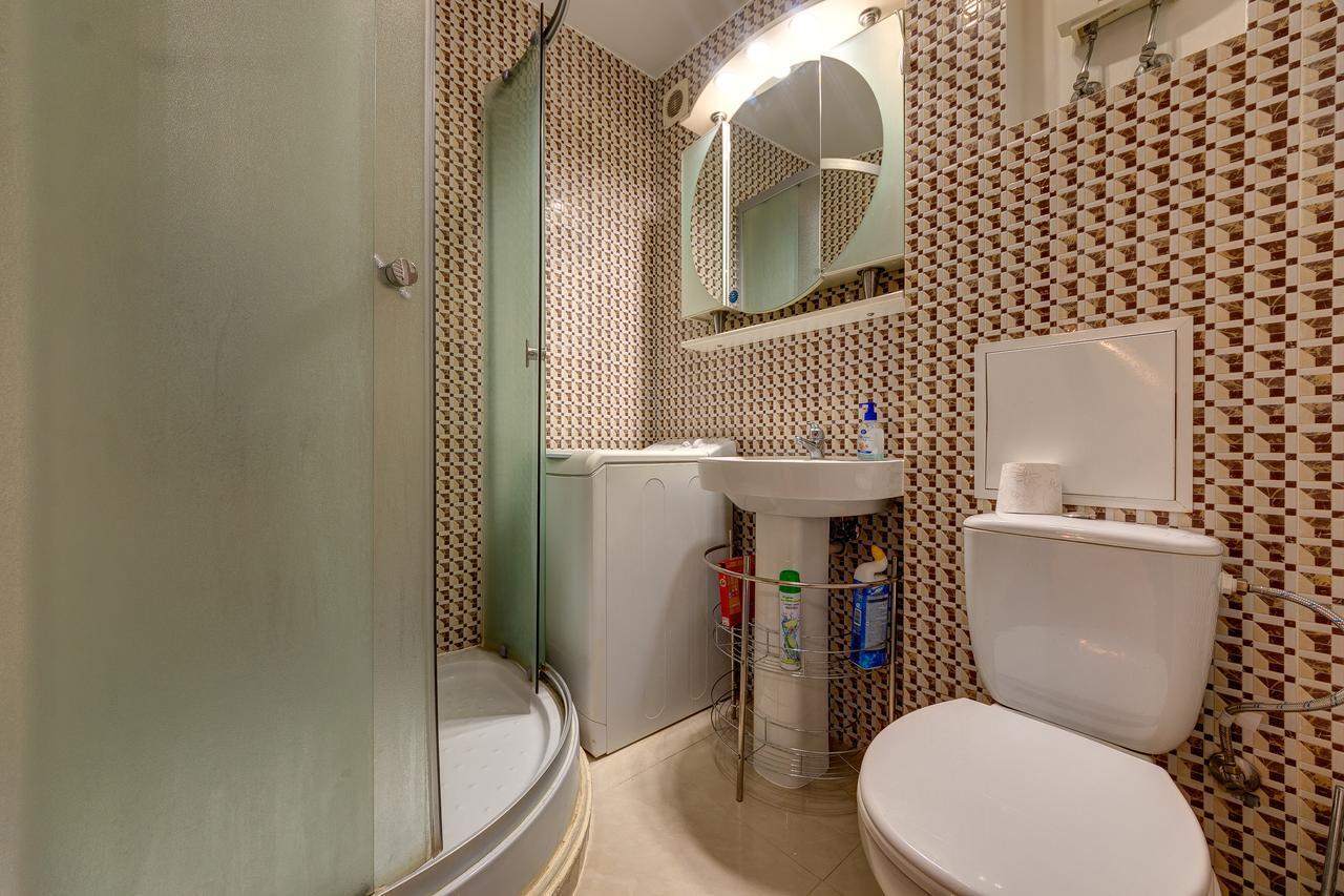 Apartamenty Na Dragomirova 10A Киев Экстерьер фото
